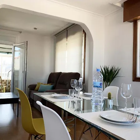 Apartman Atico En Calle Principe Recien Reformado Vigo