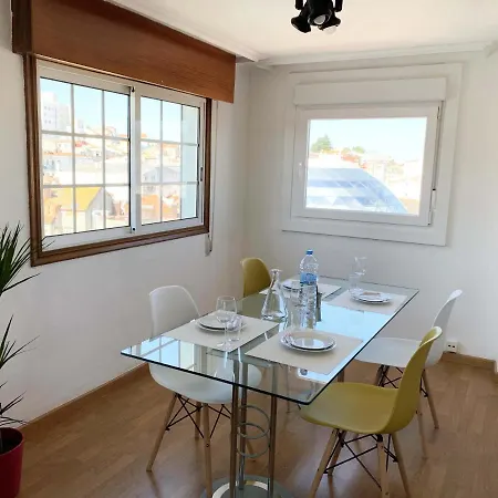 Apartman Atico En Calle Principe Recien Reformado