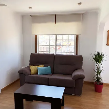 Atico En Calle Principe Recien Reformado Apartman